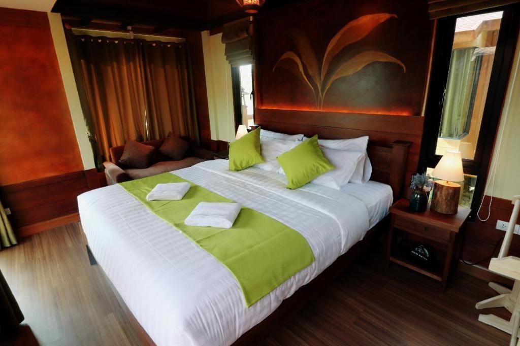 Lana Hotel Chiang Mai Bagian luar foto