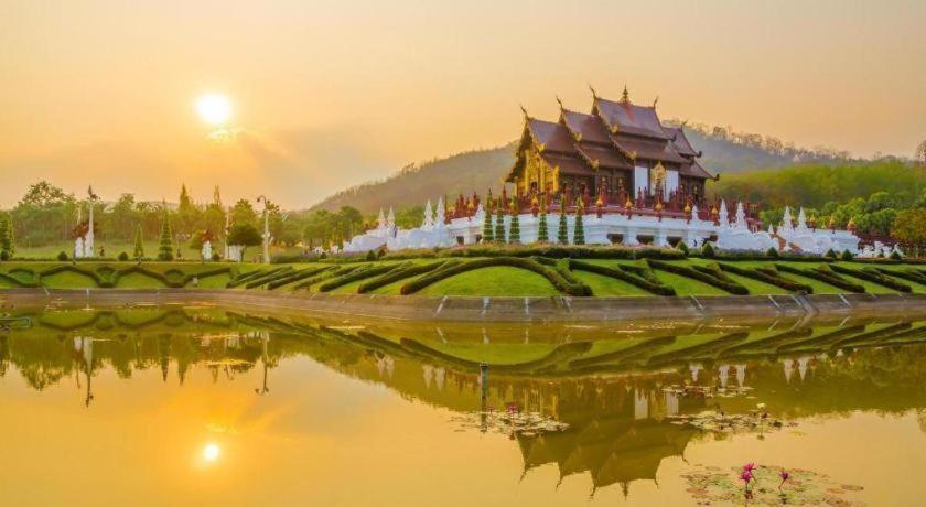 Lana Hotel Chiang Mai Bagian luar foto