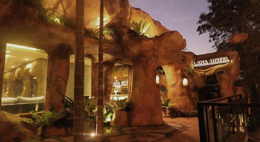 Lana Hotel Chiang Mai Bagian luar foto