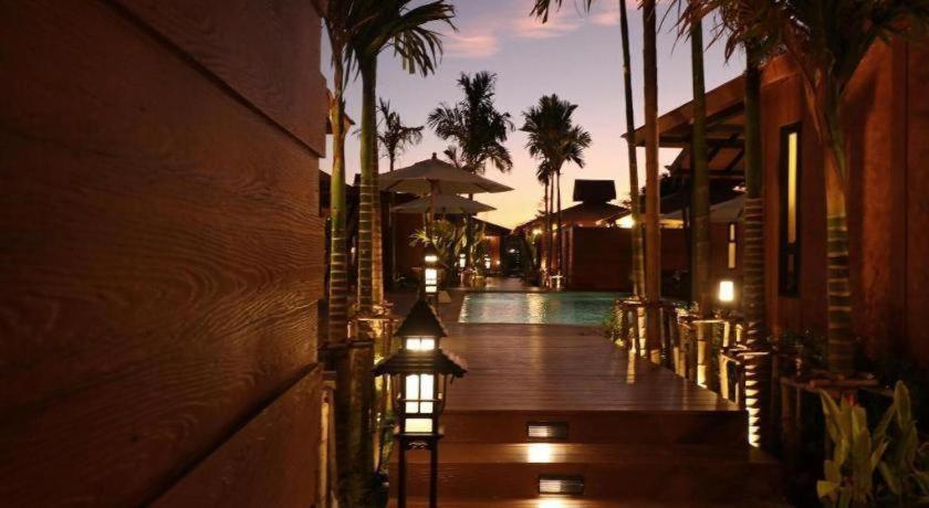 Lana Hotel Chiang Mai Bagian luar foto