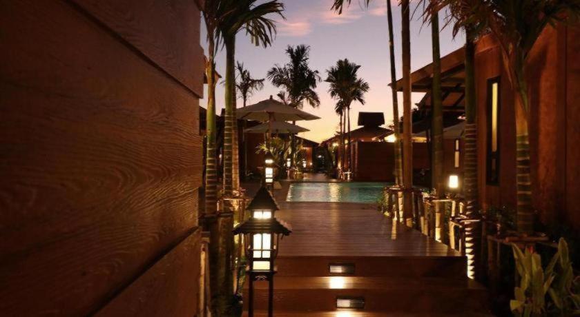 Lana Hotel Chiang Mai Bagian luar foto